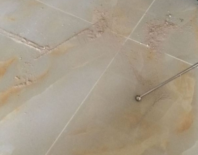 七星关瓷砖空鼓维修公司分享粘合剂选择不当在瓷砖铺贴过程中可能导致以下问题